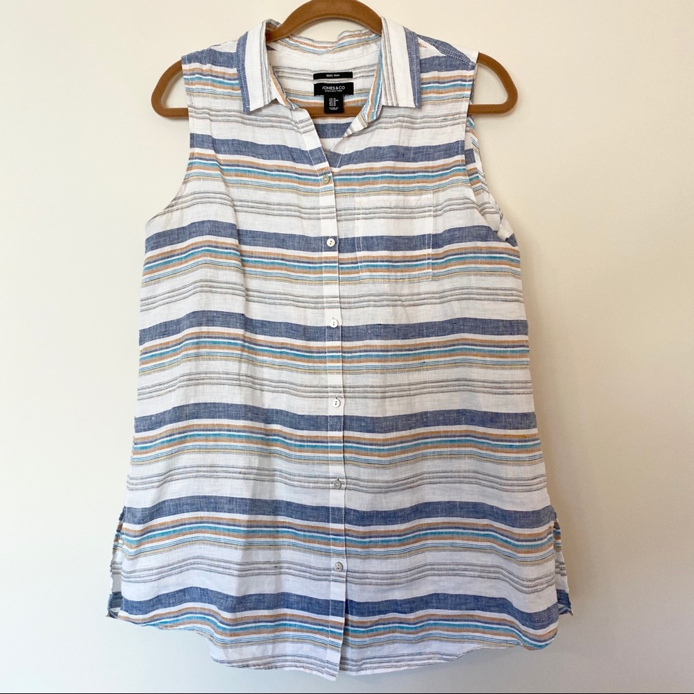 Jones & Co. - Sleeveless Button Down Top